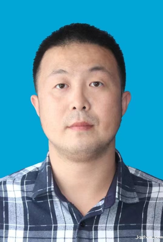 张文超.jpg 张文超.jpg